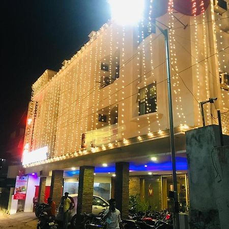 Hotel Half Moon Chennai Exteriör bild